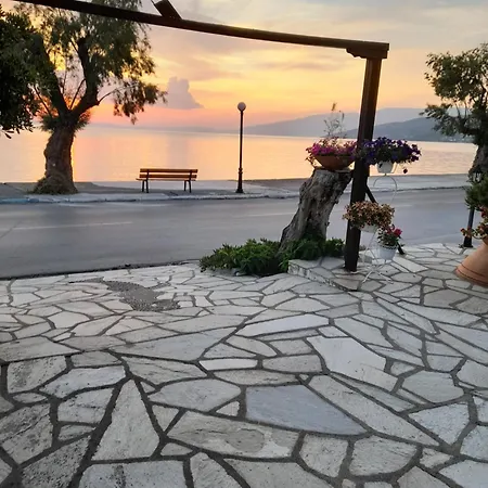 γοργονα شقة