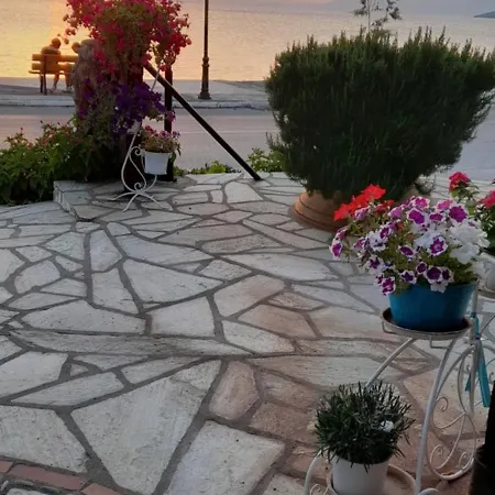 γοργονα Διαμέρισμα *